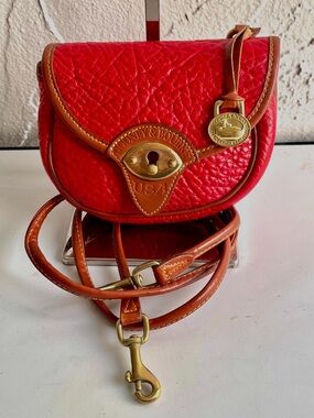 ♦️HOST PICK ♦️VINTAGE DOONEY & BOURKE RED BRITISH TAN CAVALRY SADDLEBAG …